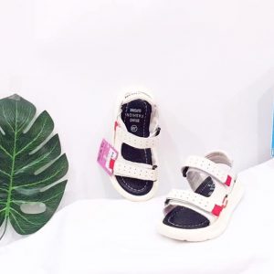 Giày sandal bé trai
