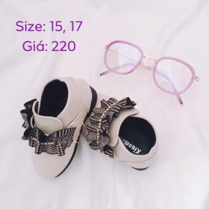 Giày xinh cho bé gái