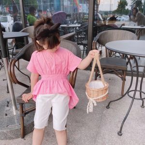 Bộ áo hở lưng quần kaki bé gái