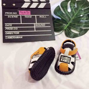 giày sandal cho bé