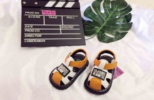 giày sandal cho bé 
