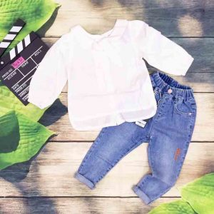 áo sơ mi trắng bé gái