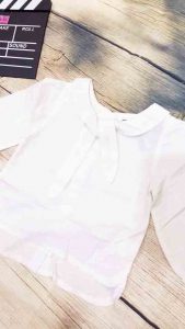 áo sơ mi trắng bé gái