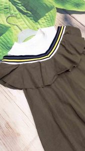 đầm bé gái lệch vai