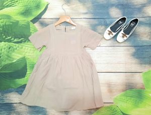 Đầm smock cho bé gái