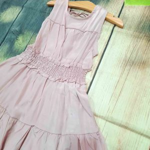 đầm đi biển bé gái