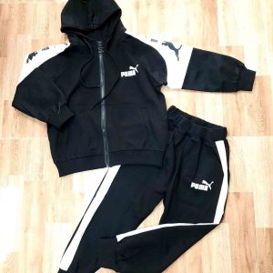 Bộ đồ nỉ bé gái