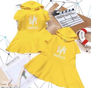 Đầm thun bé gái nón Gucci