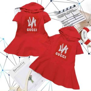 Đầm thun bé gái nón Gucci