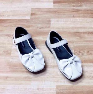 Giày búp bê trắng cho bé