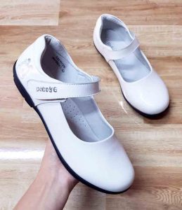 Giày búp bê trắng bé gái