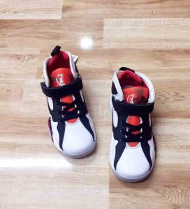 giày thể thao bé trai 4 tuổi