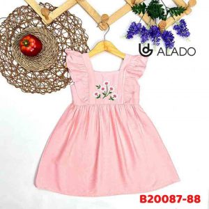 Đầm tơ thêu hoa cúc Alado