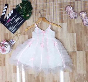 Đầm ren ruybang NEXXI