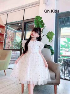 Đầm công chúa ngôi sao