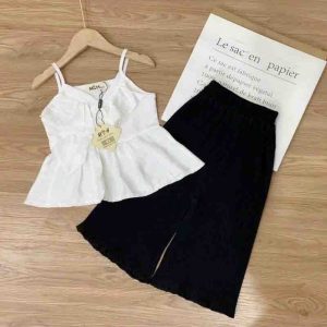 Bộ bé gái áo đũi