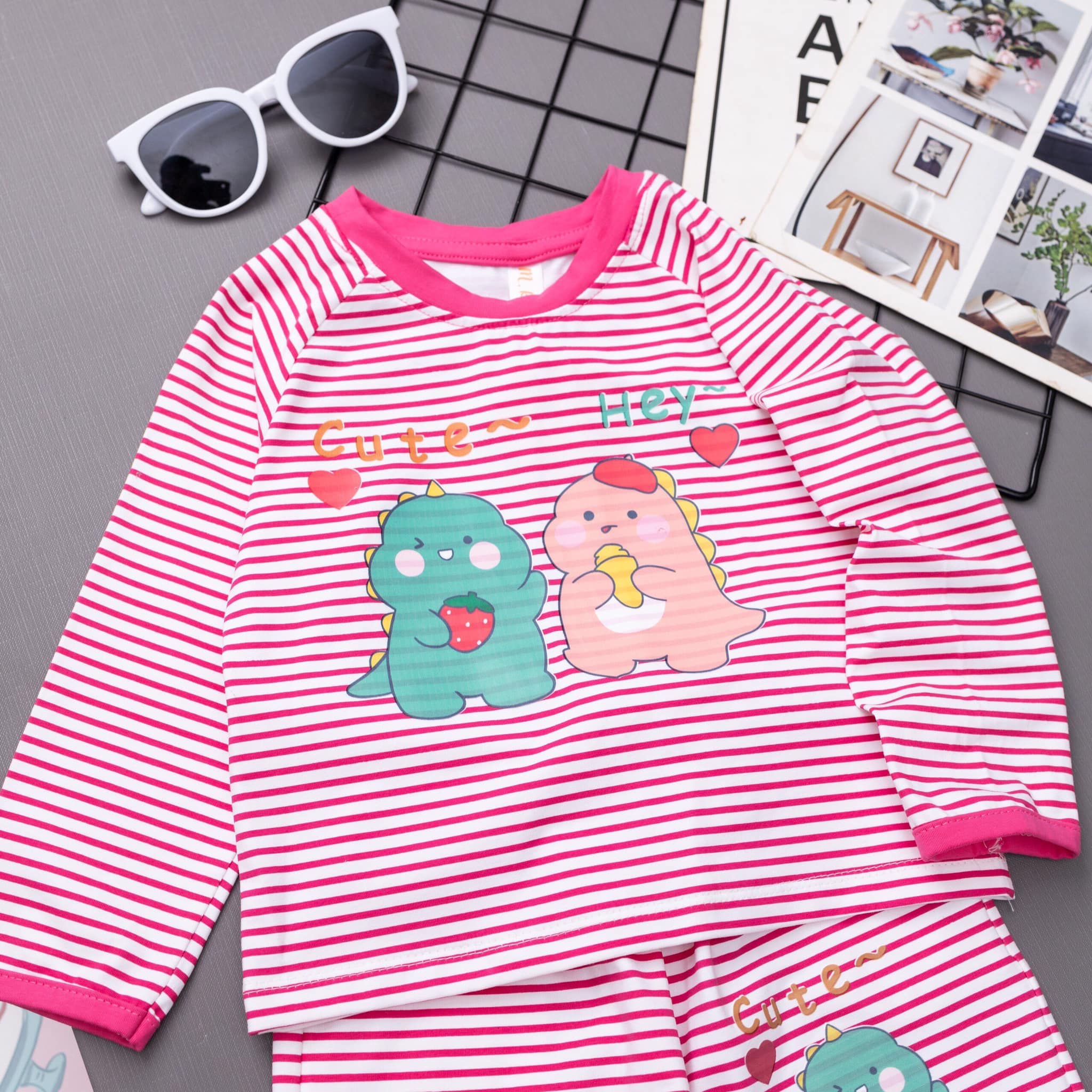 Bo dai MKIDS khung long soc hong cho be